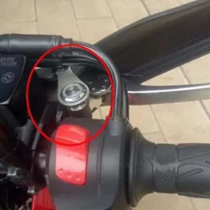 Interrupteur de moto monté sur guidon, bouton poussoir 12V, lumière de travail, LED rouge ON + OFF, 
