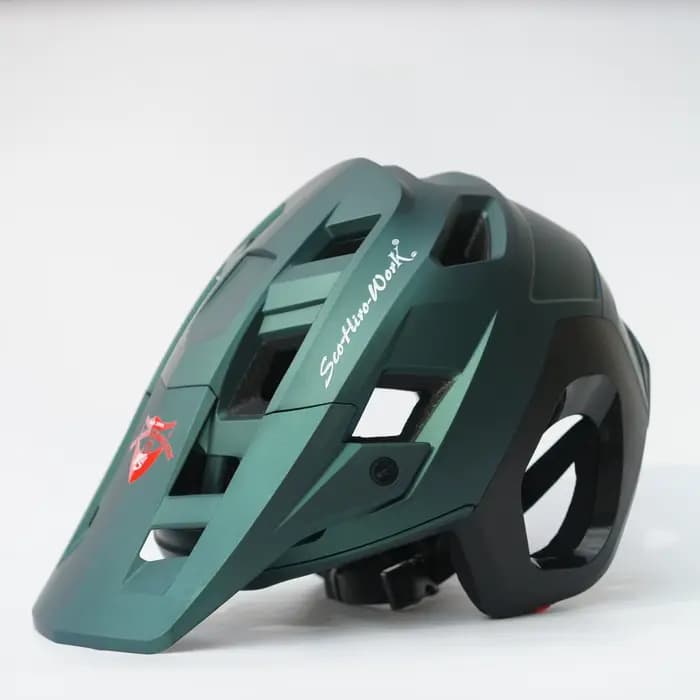 Nouveau casque de vélo 3/4 vtt demi-visage casque de VTT Protection des oreilles Sports de plein air
