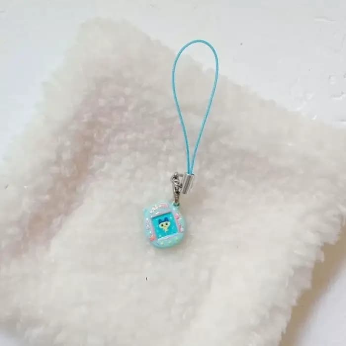 Porte-clés Tamagotchi miniature japonais Kawaii, pendentif pour sac, accessoire de collection pour c