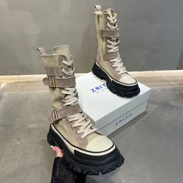 Bottes courtes en cuir nubuck pour femme