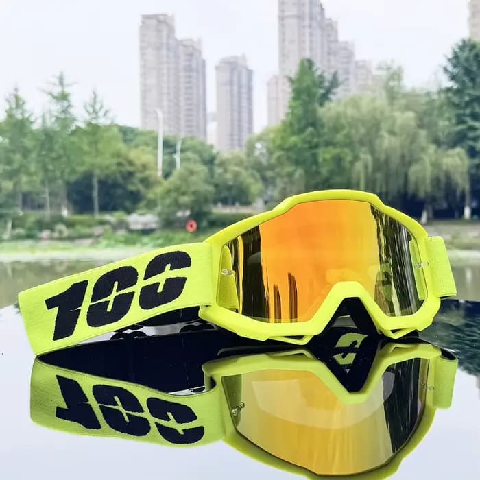 Lunettes de moto avec lentille HD