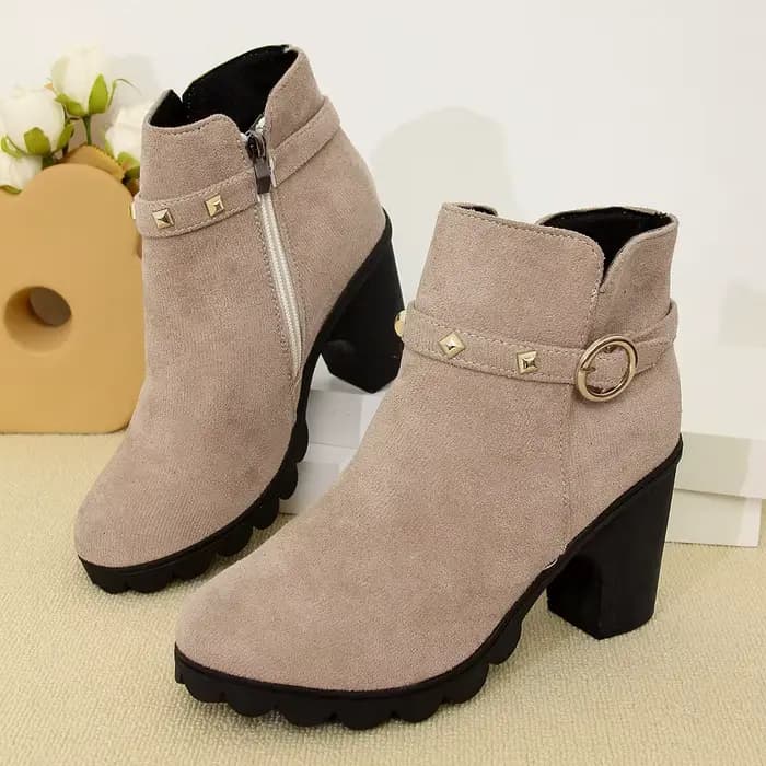 Bottes européennes à lacets pour femmes, chaussures de haute qualité à talons hauts, livraison rapide, nouvelle collection printemps hiver 2024