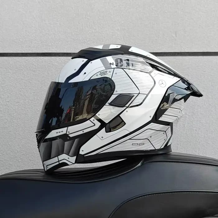 Casque de moto complet pour hommes et femmes