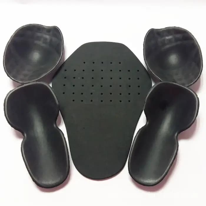 Ensemble de protections amovibles pour épaules
