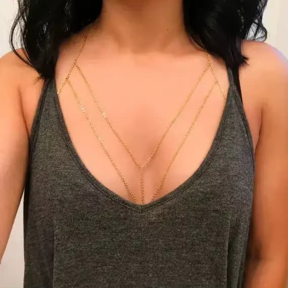 Chaîne de corps sexy et élégante pour femme, chaîne de poitrine et de clavicule, avec pampilles, accessoire de bikini, tendance et attrayant