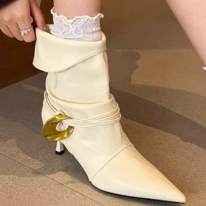 Bottes à poils extensibles à bout pointu pour femmes, bottines slim plissées à talons hauts, Design de Niche rétro, boucle en métal