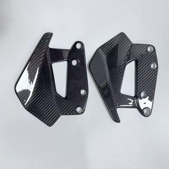 Déflecteur de vent latéral en fibre de carbone pour moto BMW R1300GS R 1300 GS