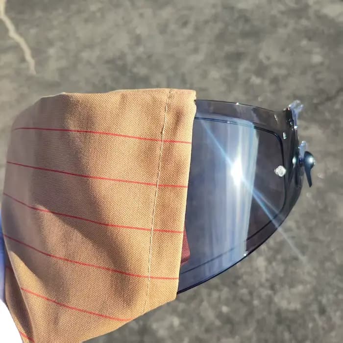 Visière photochromique pour casque