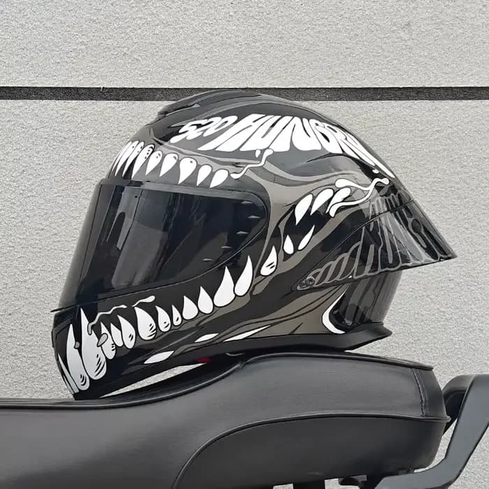 Casque de moto modulaire blanc à visière relevable