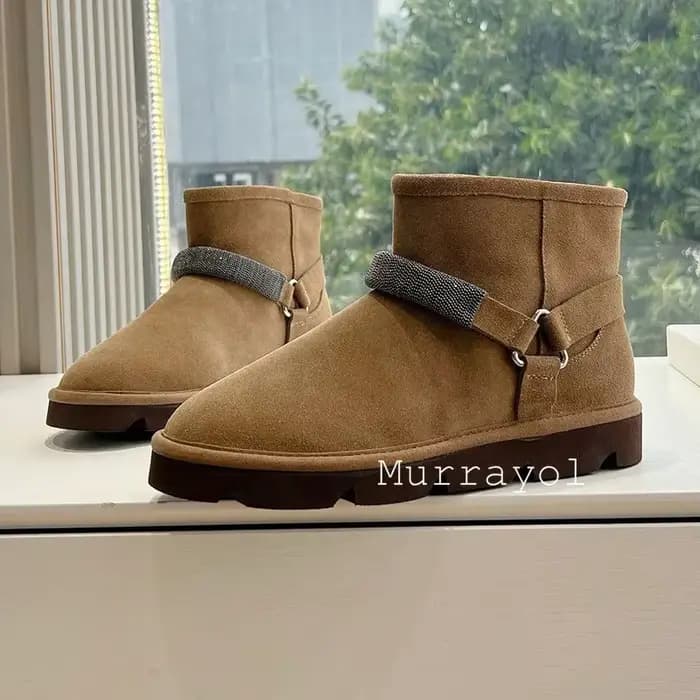 Bottes courtes à fond plat en daim de vache pour femmes