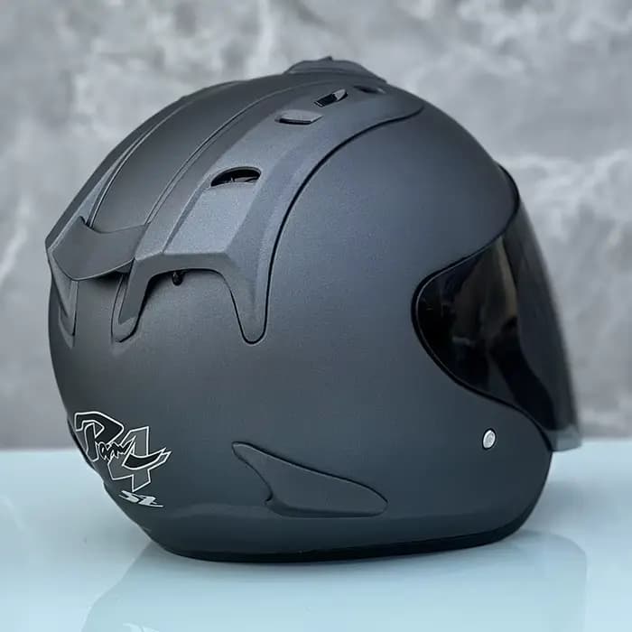 Demi-Casque Gris à Visage Ouvert pour Moto