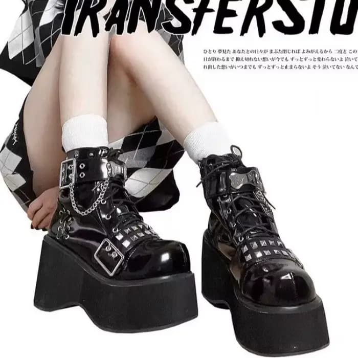 Bottes de moto en cuir à plateforme confortable pour femmes