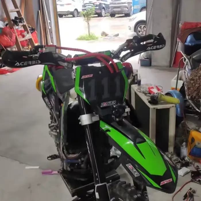 Protège-mains de moto, protège-poignée