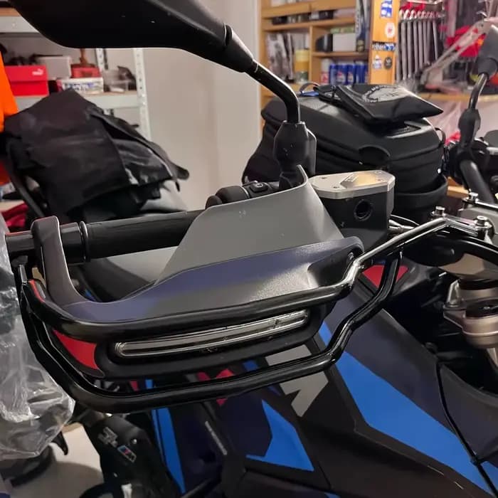 Kit de protège-mains pour guidon de moto