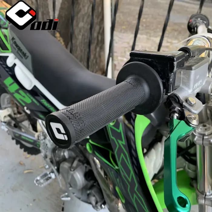 ODI - Carénage aérodynamique de moto Corps cylindrique résistant aux chocs Facile à installer Poignées
