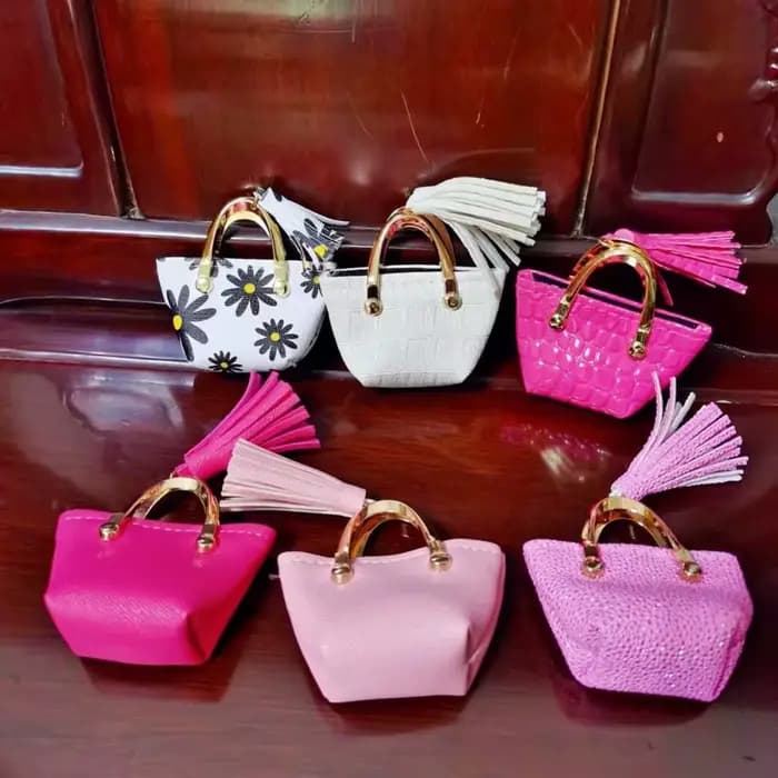 Barbie Butter Toy Fashion Dolls Bag, Purse, Handbag, Backpack, fur s and Grill Accessrespiration, Clothes for Girls, 03/Casual Wear