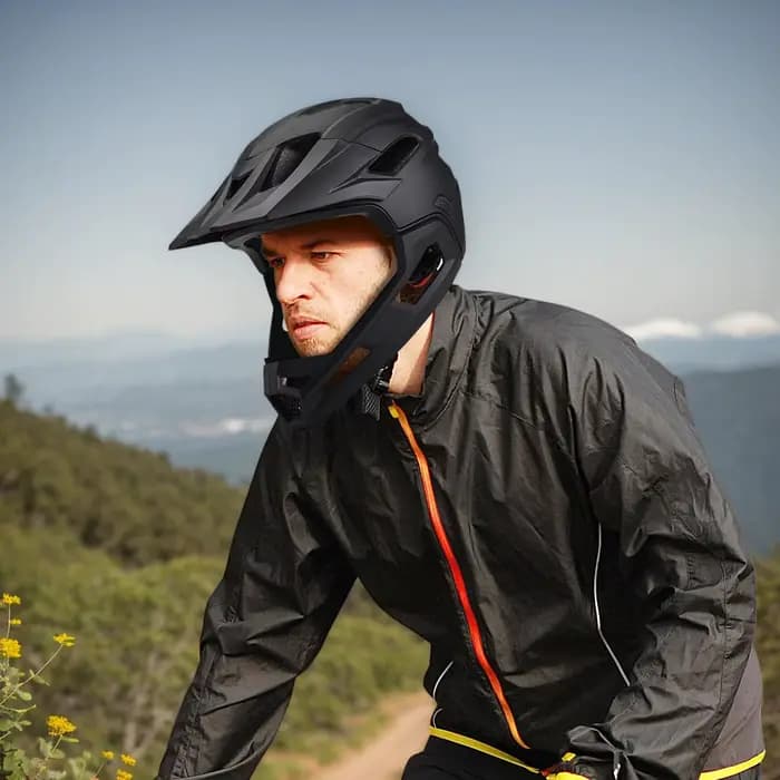 Casque de vélo multi-sports pour adultes