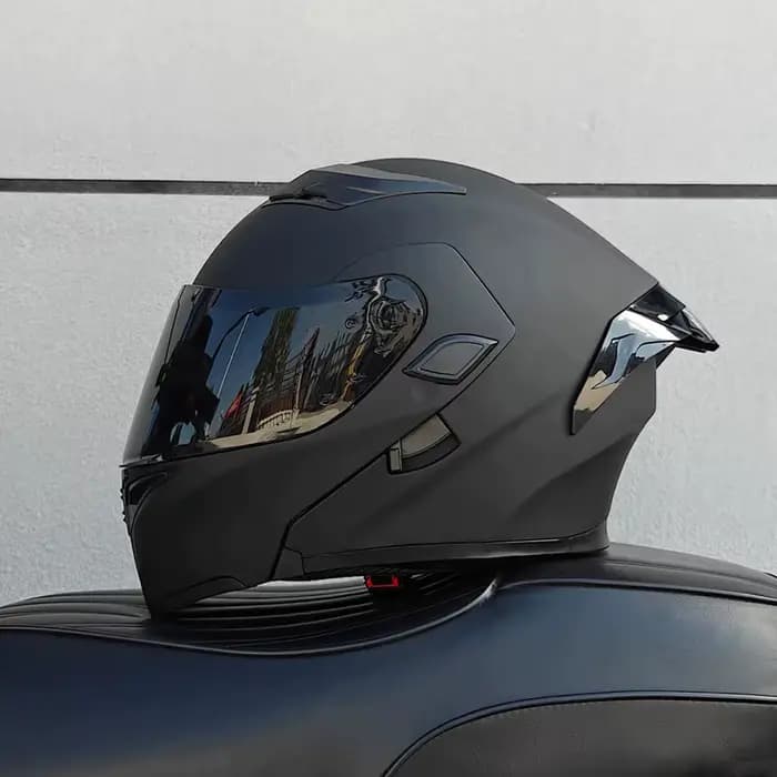 Casque de moto complet pour hommes et femmes