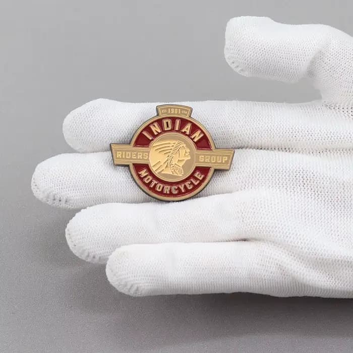 Ensemble de broches et badges de moto indiens