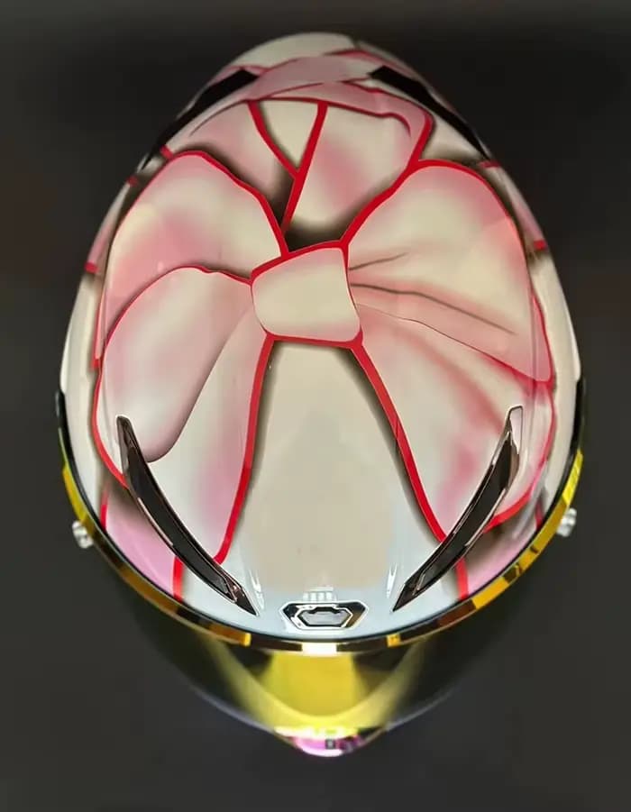 Casque de moto intégral pour femme avec nœud papillon et grand spoiler