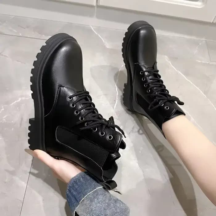 Chaussures de moto à bout rond et talon épais