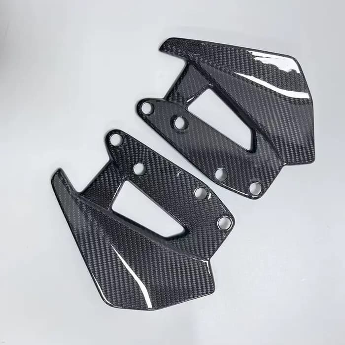 Déflecteur de vent latéral en fibre de carbone pour moto BMW R1300GS R 1300 GS