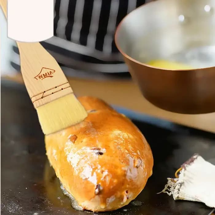 Pinceau à gâteau de lune avec manche en bois, brosse à huile en laine, accessoires de cuisson, outils de cuisine, ménage