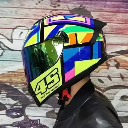 Casque tout-terrain intégral