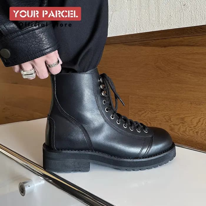Bottes courtes en cuir noires à lacets pour hommes