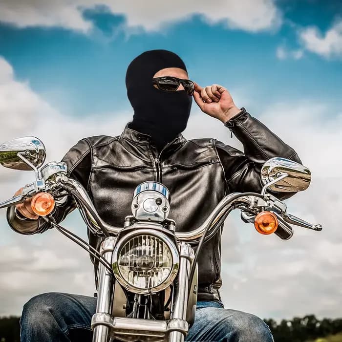 Cagoule de moto rafraîchissante
