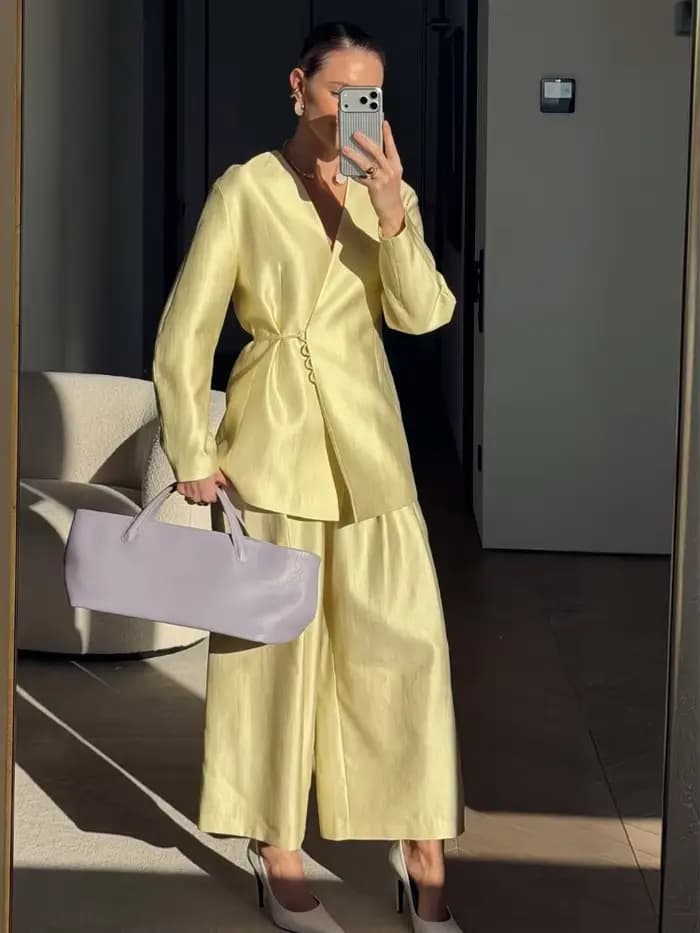 Ensemble élégant pour femme : Manteau et pantalon, haut à manches longues avec dentelle en V, pantalon large, costumes féminins, collection Printemps-Été 2026, ensemble en satin uni pour femme