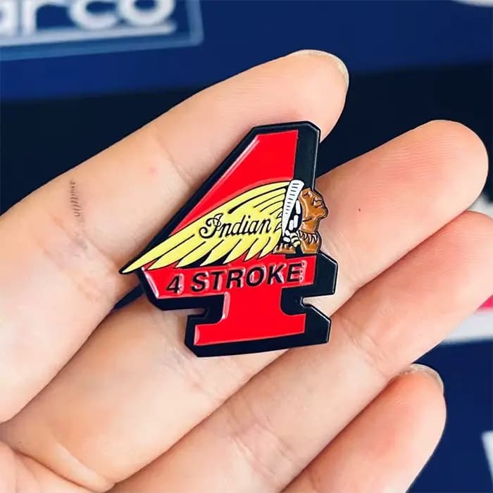 Ensemble de broches et badges de moto indiens