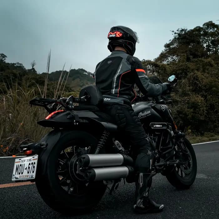 Feu Stop LED pour Casque de Moto MTSEEEN