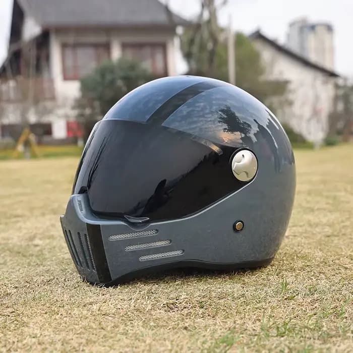 Casque de moto intégral
