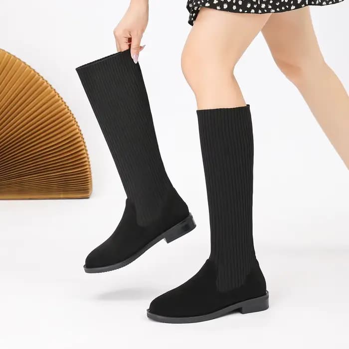 Bottes d'hiver pour femmes, nouvelles bottes plates et confortables tricotées à la mode, 2025