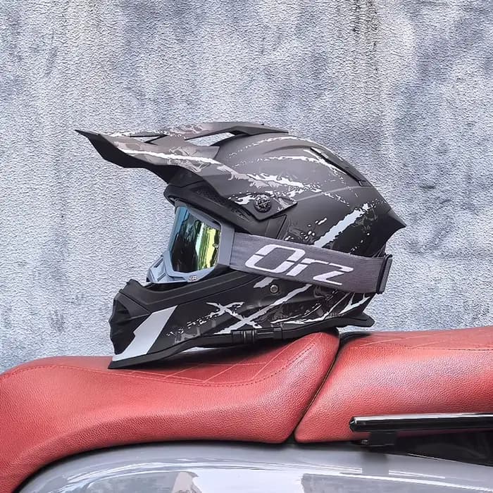 LVS-800 Nouveau casque de moto tout-terrain hommes et femmes pendentifs casque d'ocross casque intég