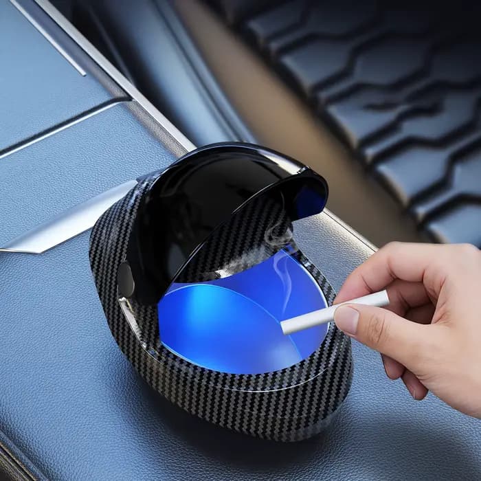 Nouvel cendrier en forme de casque de moto en fibre de carbone, adapté à la voiture, à la maison, au