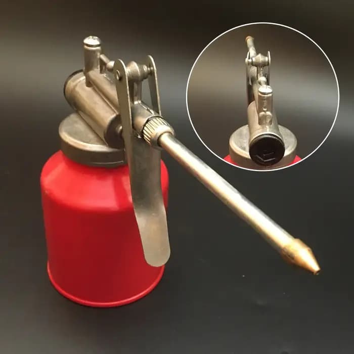Pompe manuelle portable pour Omicrophone