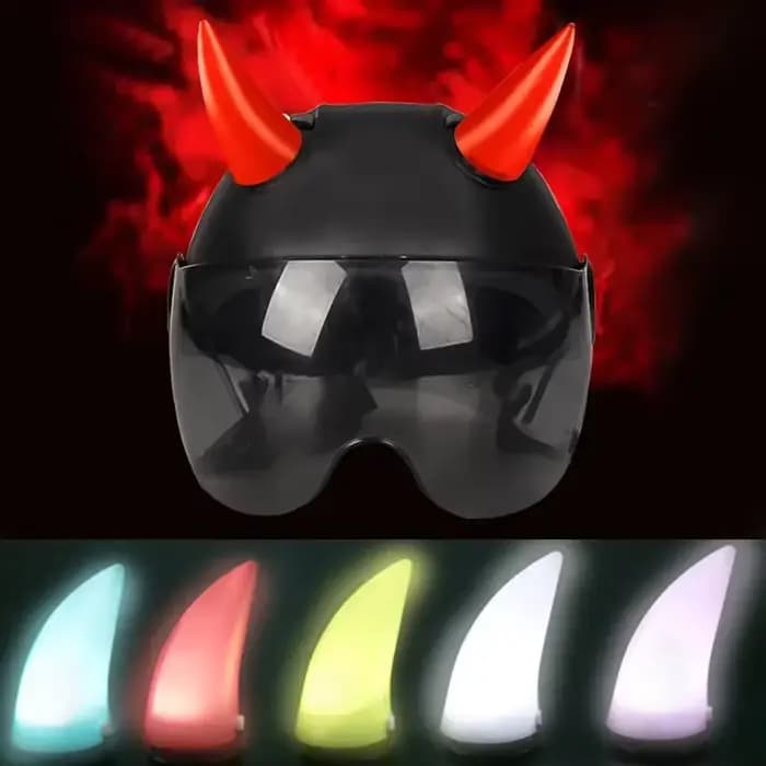 Corne du diable pour casque de moto et voiture