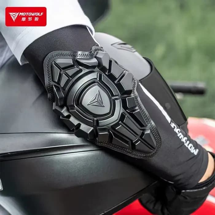Coudières de moto d'été
