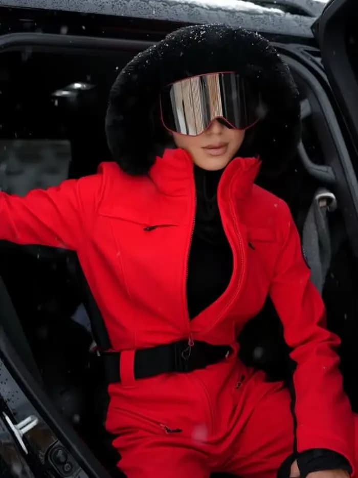 Combinaisons de ski pour femmes, nouvelle collection hiver, coupe ajustée, combinaison de ski et de neige, mode, ceinture cintrée, imperméable, combinaison de ski chaude, coupe-vent