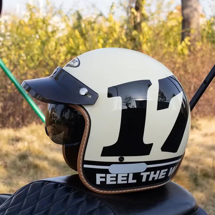 Casque de moto rétro 3/4 avec motif de crâne pour vélos de croisière et scooters