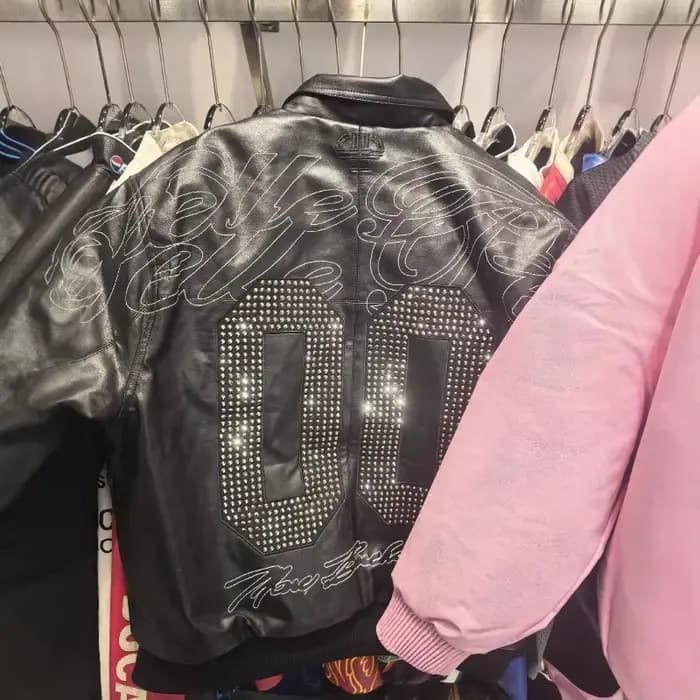 Blouson de moto en cuir PU avec broderie de diamants