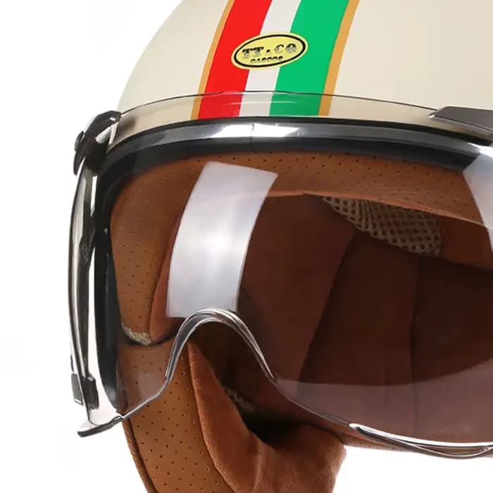 Casque de moto ouvert quatre saisons