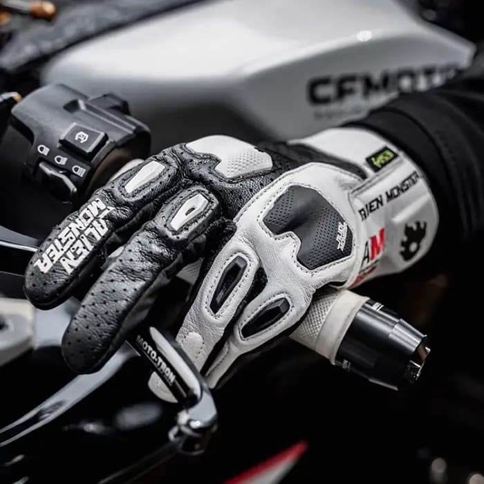 Gants de moto certifiés CE pour l'été