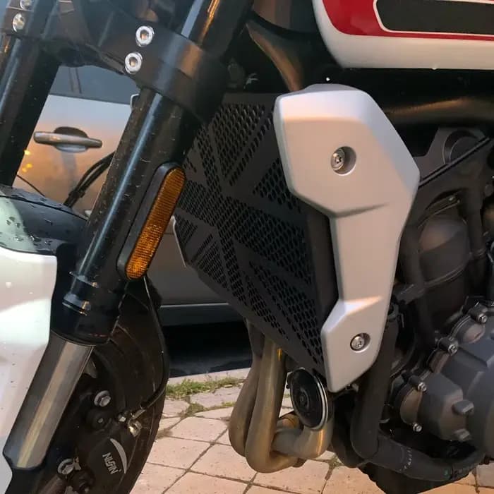 Couvercle de protection de grille de radiateur