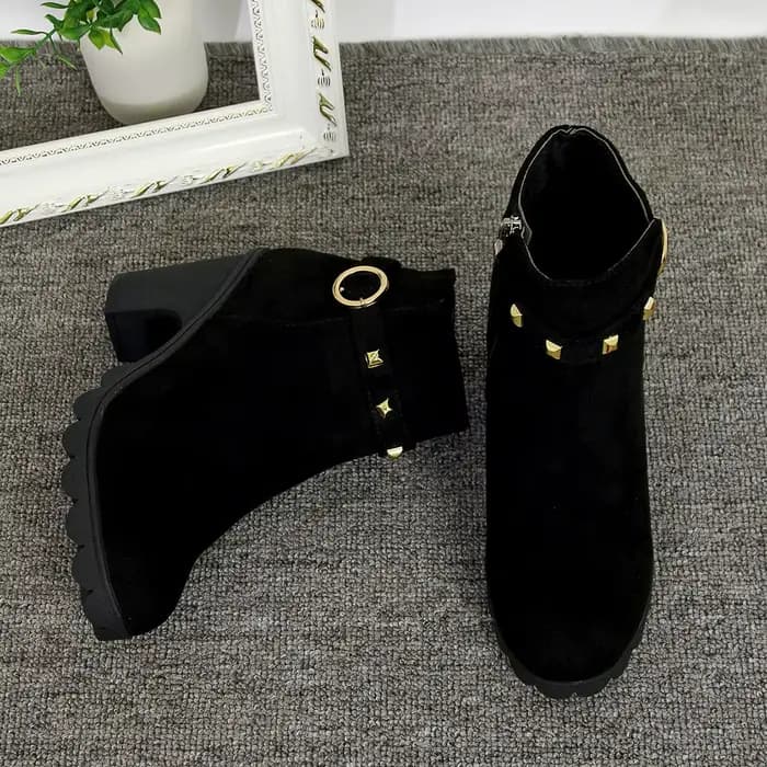 Bottes européennes à lacets pour femmes, chaussures de haute qualité à talons hauts, livraison rapide, nouvelle collection printemps hiver 2024