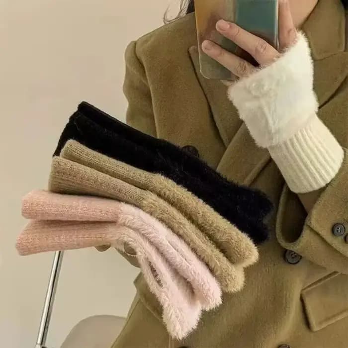 Gants demi-doigts chauds et de protection pour femmes adaptés au printemps
