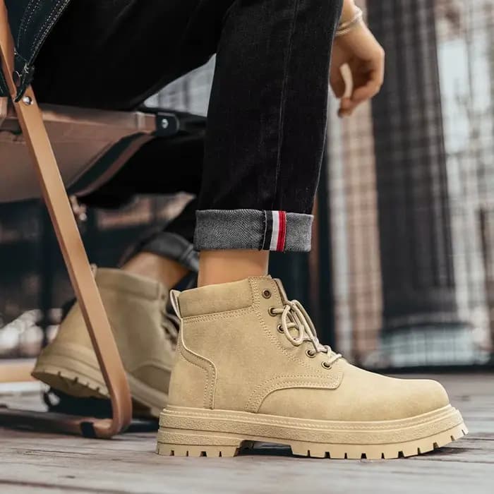 Bottes de moto mi-mollet en cuir mat rétro pour homme, style workwear, à lacets, à bout rond, semelles épaisses et chaudes pour l'automne et l'hiver