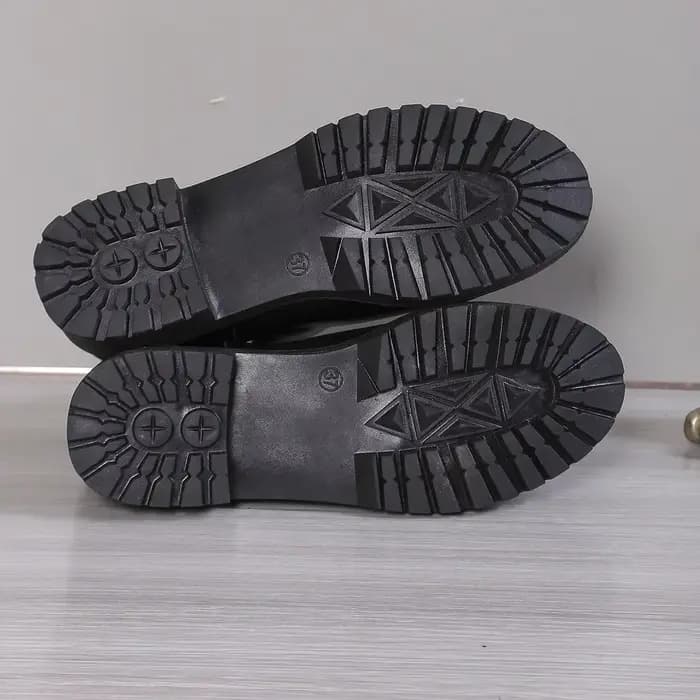 Bottines Chelsea décontractées à bout rond pour femmes, bottes courtes en cuir PU noir, confortables, talons bas, à enfiler, 2024